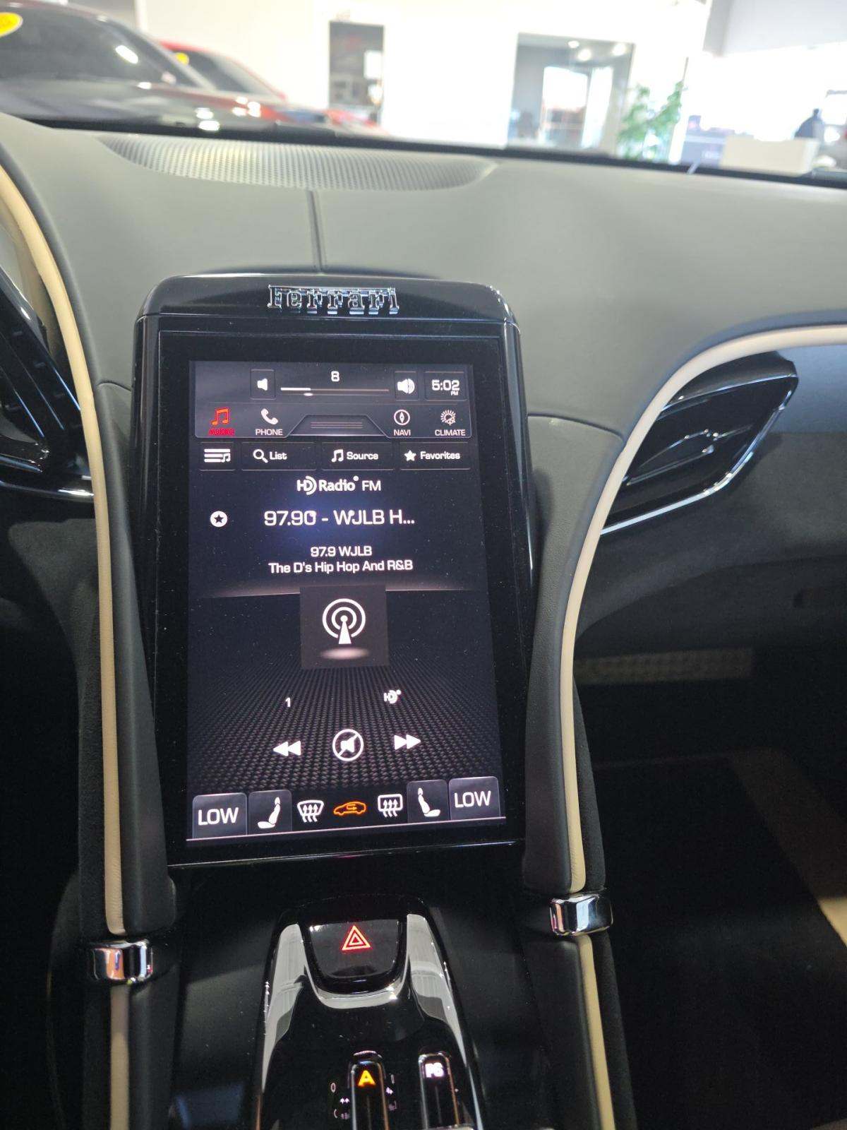 2023 Ferrari Roma Base RWD