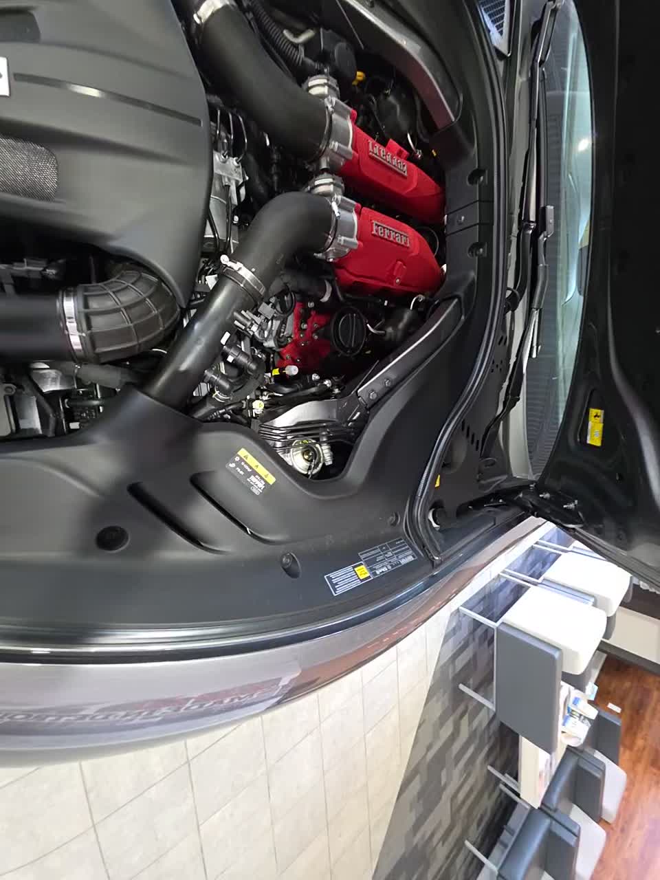 2023 Ferrari Roma Base RWD