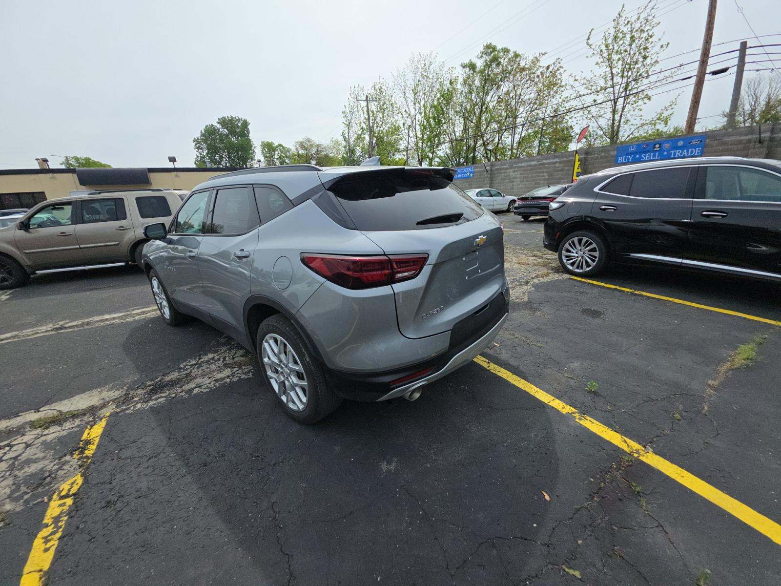 CHEVROLET BLAZER - 2