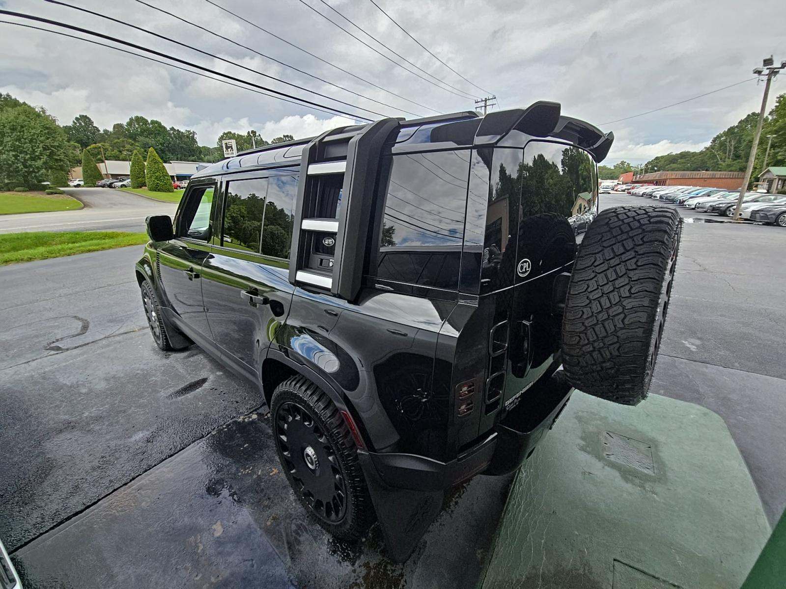 2023 Land Rover Defender 110 S AWD