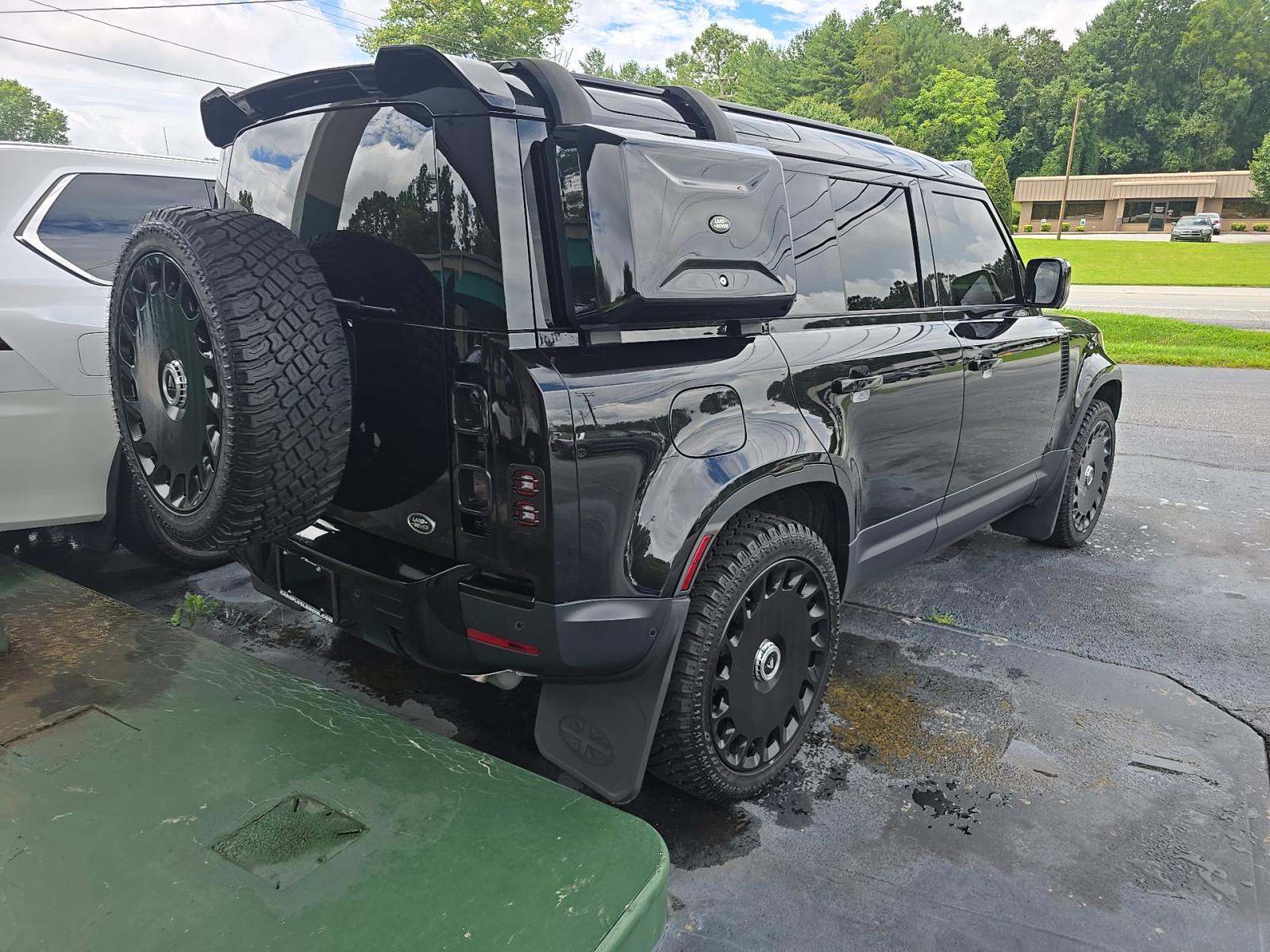 2023 Land Rover Defender 110 S AWD