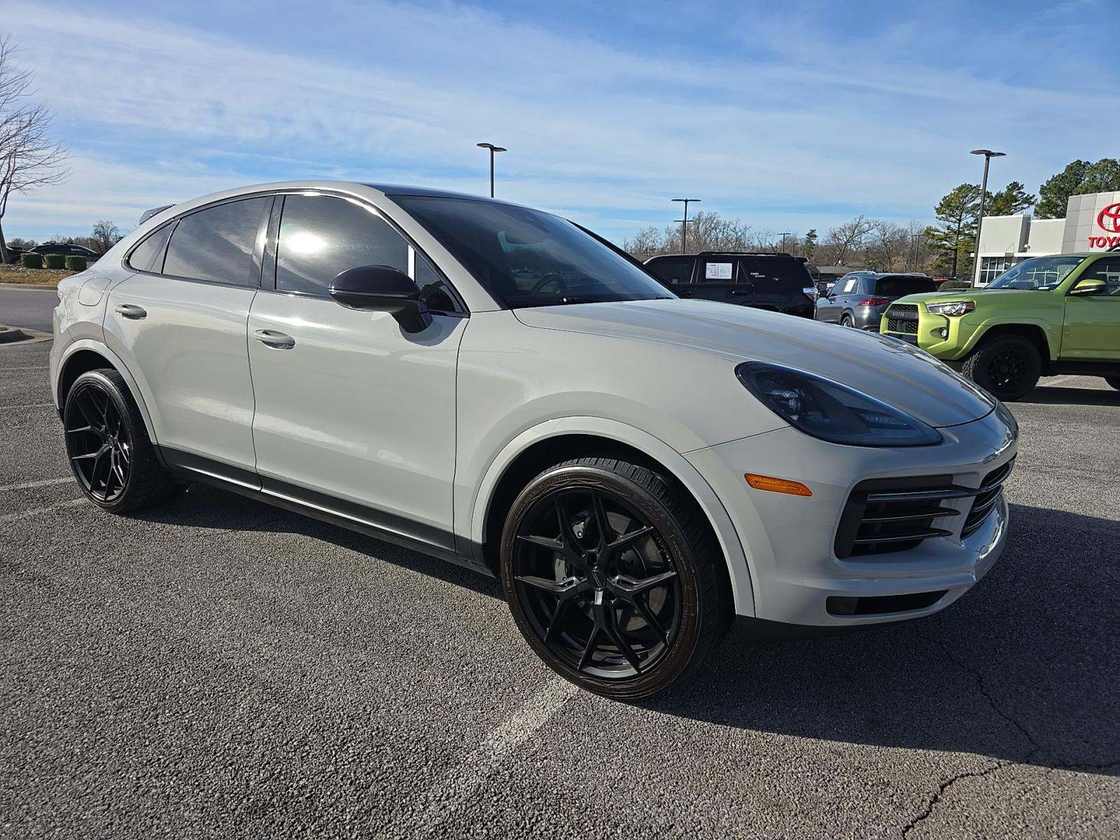 2022 Porsche Cayenne S Platinum Edition AWD