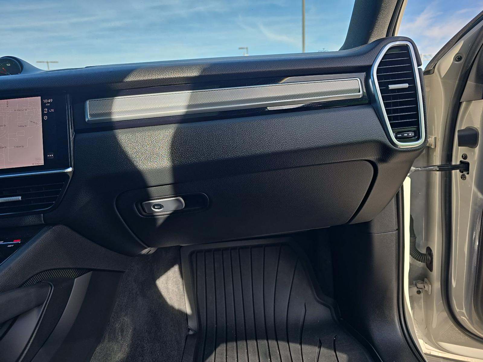 2022 Porsche Cayenne S Platinum Edition AWD