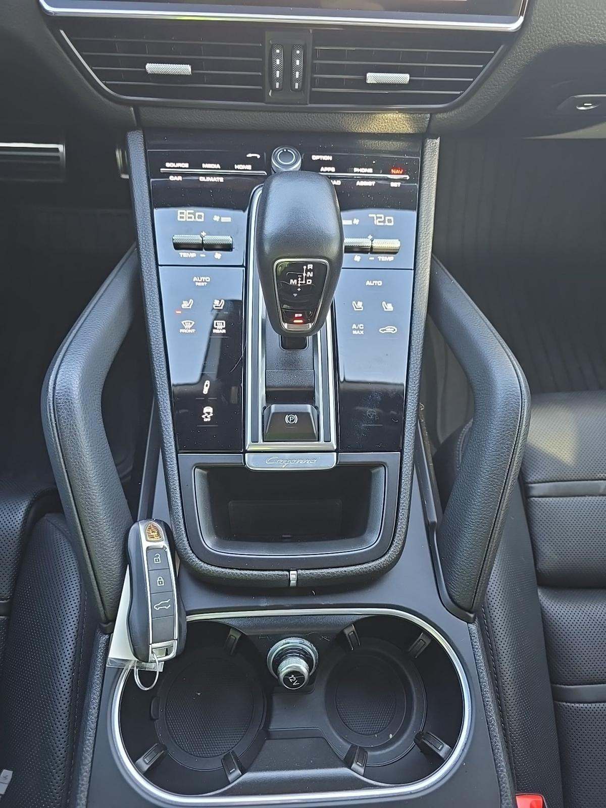 2022 Porsche Cayenne S Platinum Edition AWD