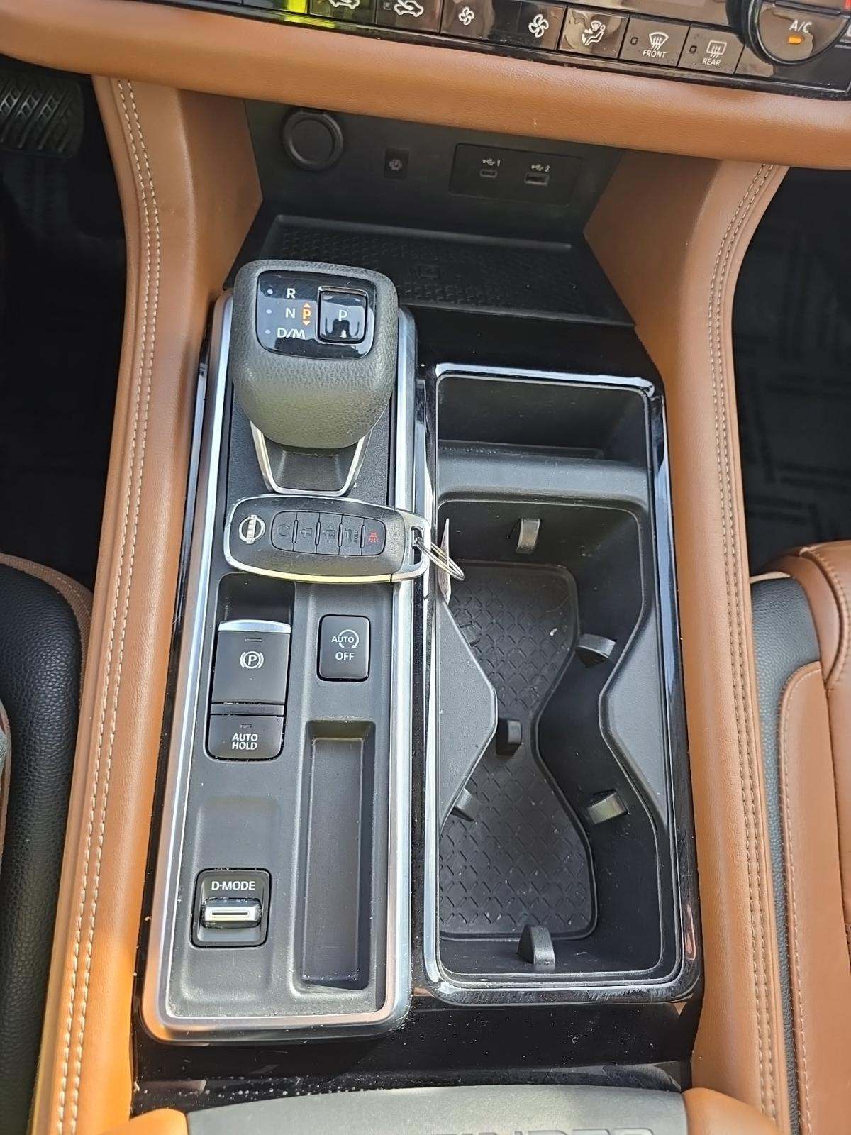 2024 Nissan Pathfinder Platinum FWD