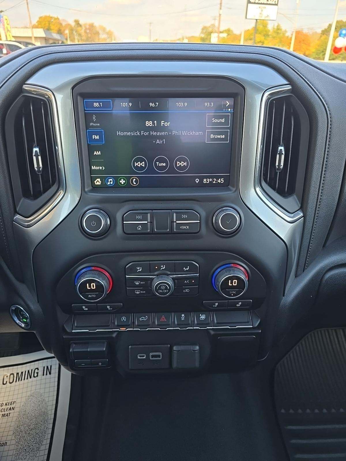 2019 Chevrolet Silverado 1500 RST AWD
