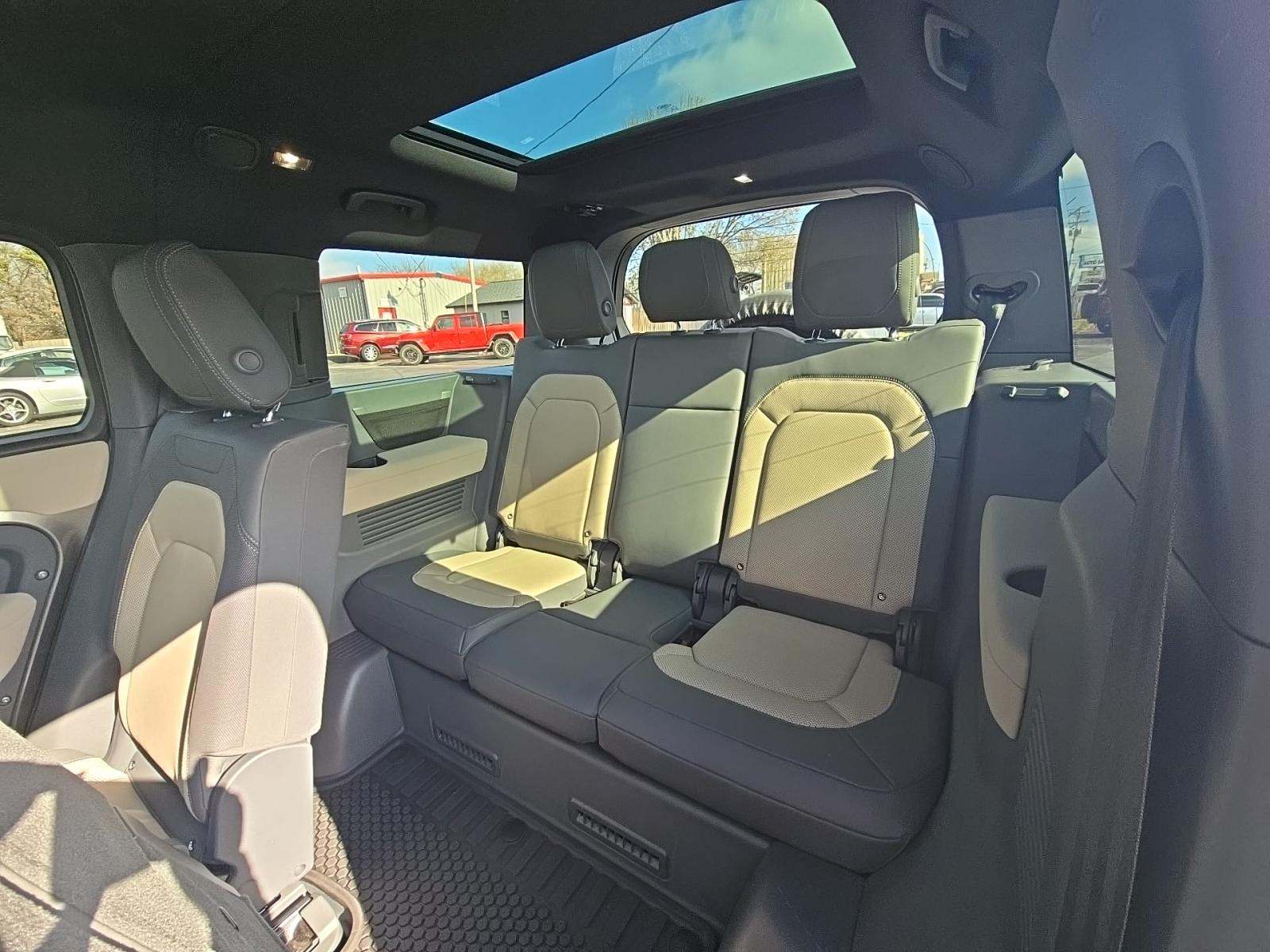 2023 Land Rover Defender 130 X AWD