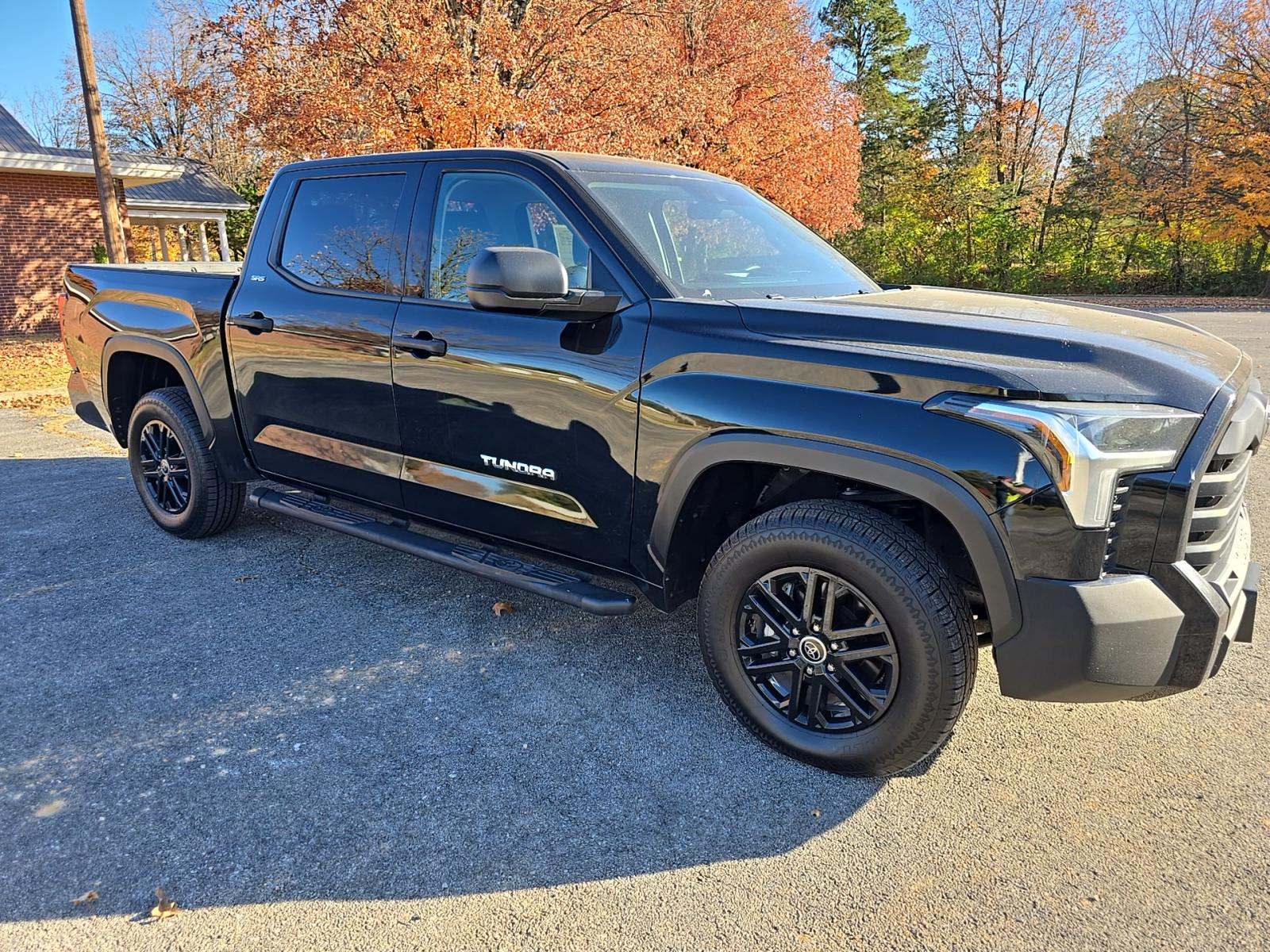 2022 Toyota Tundra SR5 AWD
