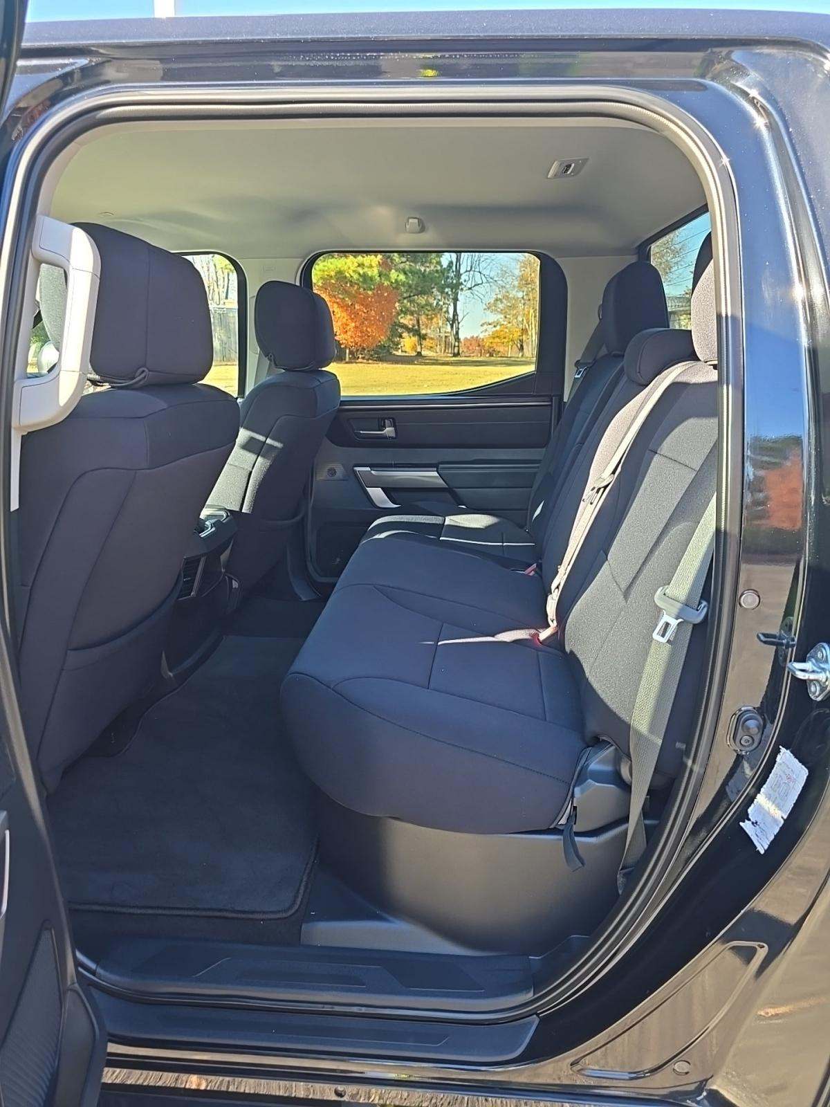 2022 Toyota Tundra SR5 AWD