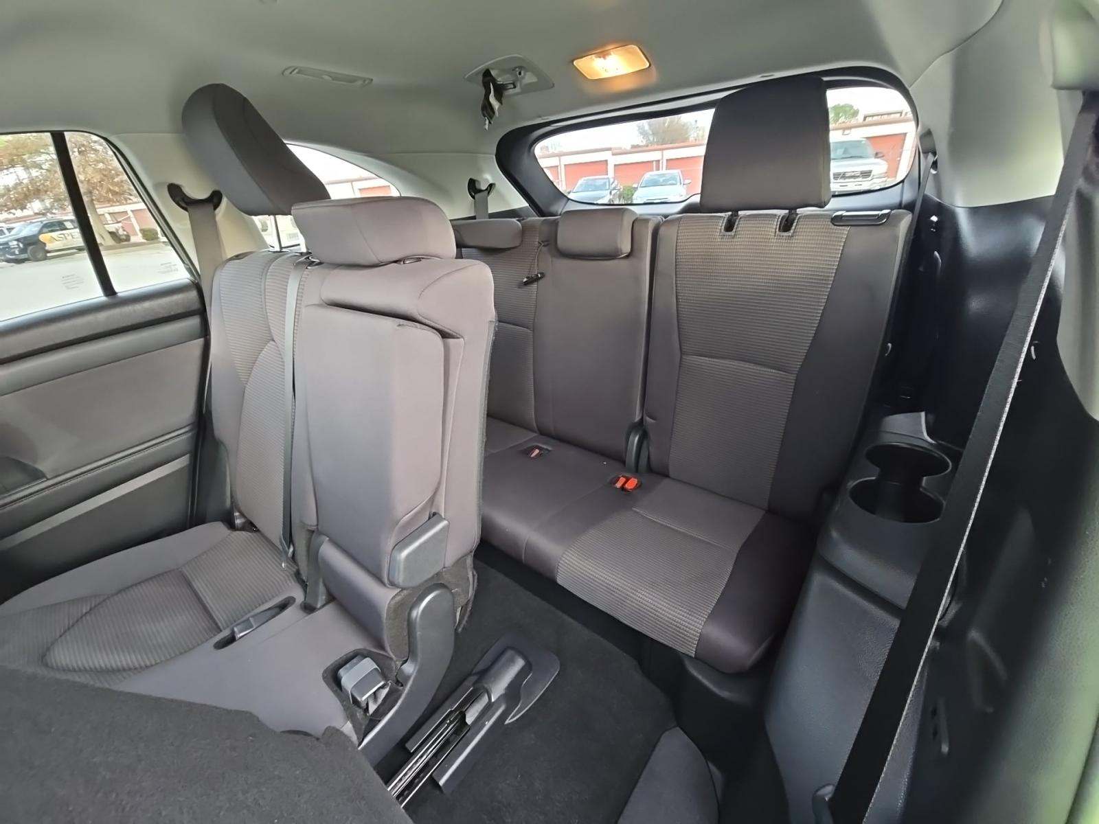 2024 Toyota Highlander LE AWD