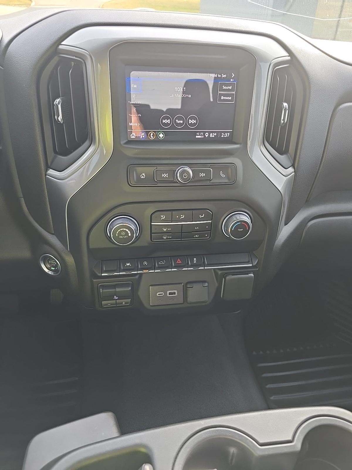 2025 Chevrolet Silverado 1500 Custom AWD