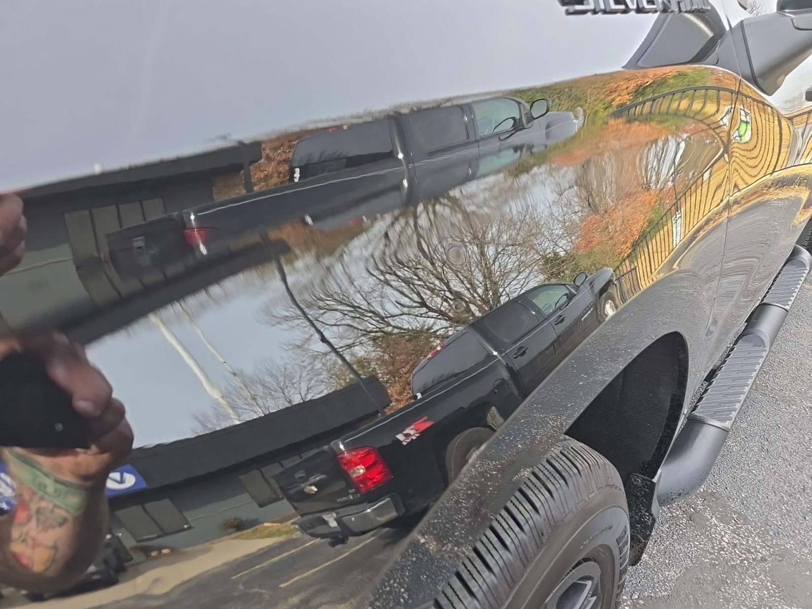 2025 Chevrolet Silverado 1500 Custom AWD