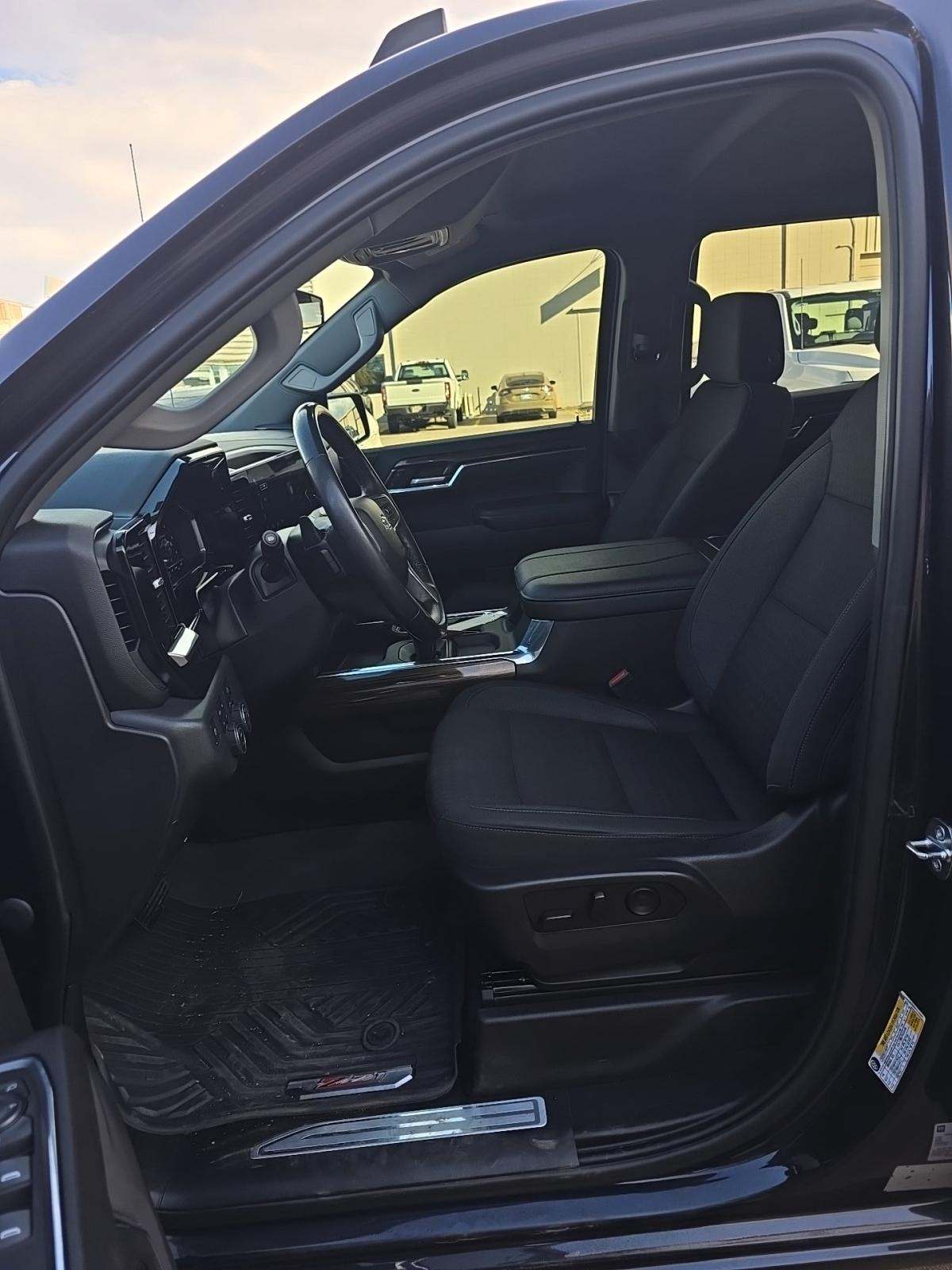 2023 Chevrolet Silverado 1500 LT Trail Boss AWD