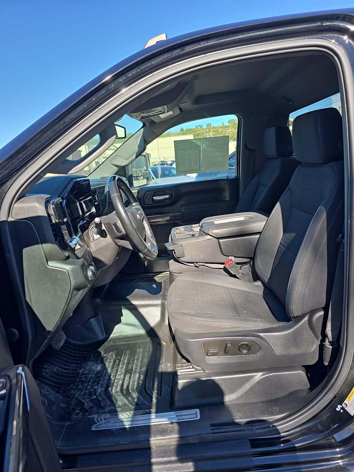 2024 Chevrolet Silverado 3500HD LT AWD