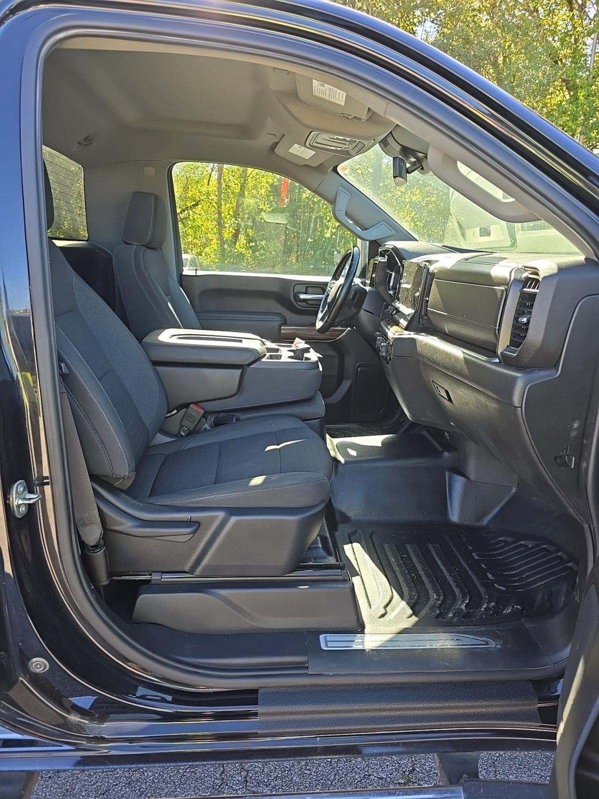 2024 Chevrolet Silverado 3500HD LT AWD