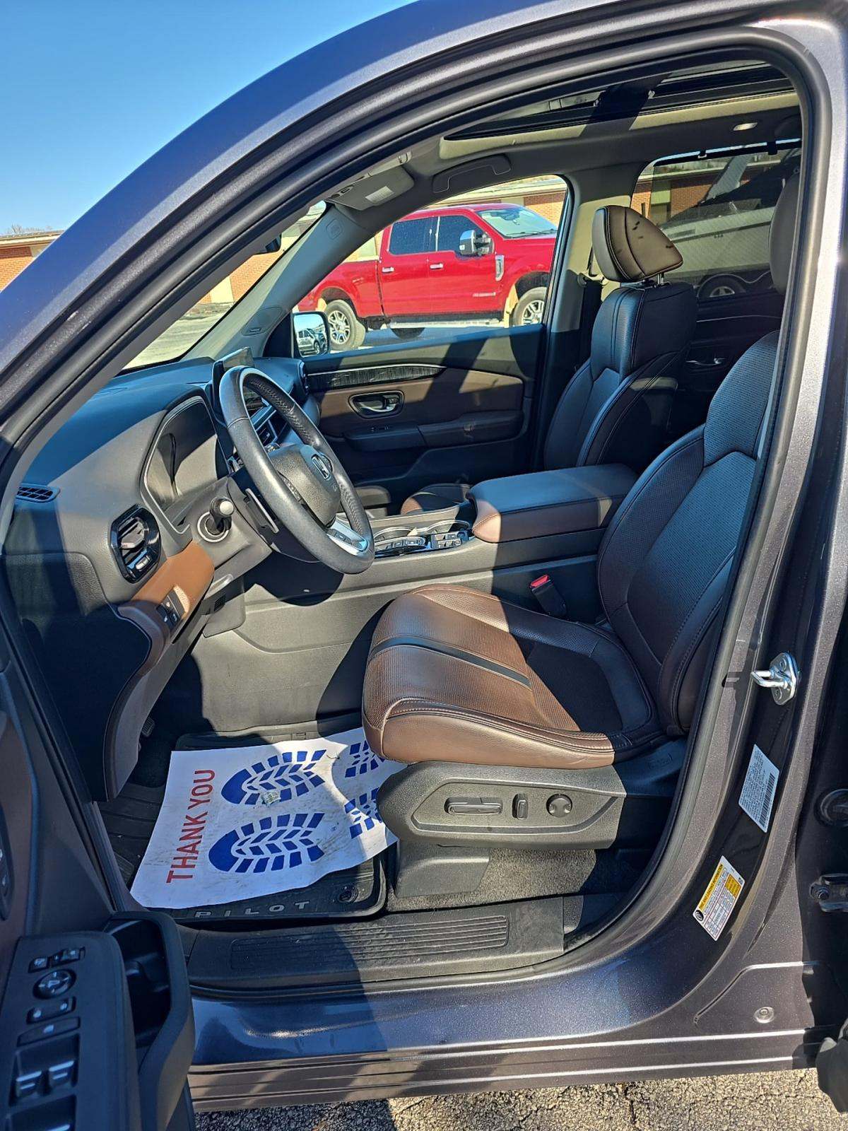 2023 Honda Pilot Elite AWD