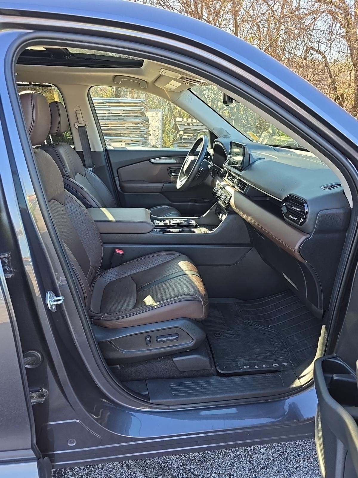 2023 Honda Pilot Elite AWD