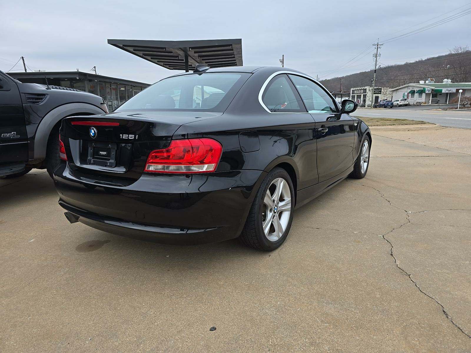 2013 BMW 1 Series 128i RWD