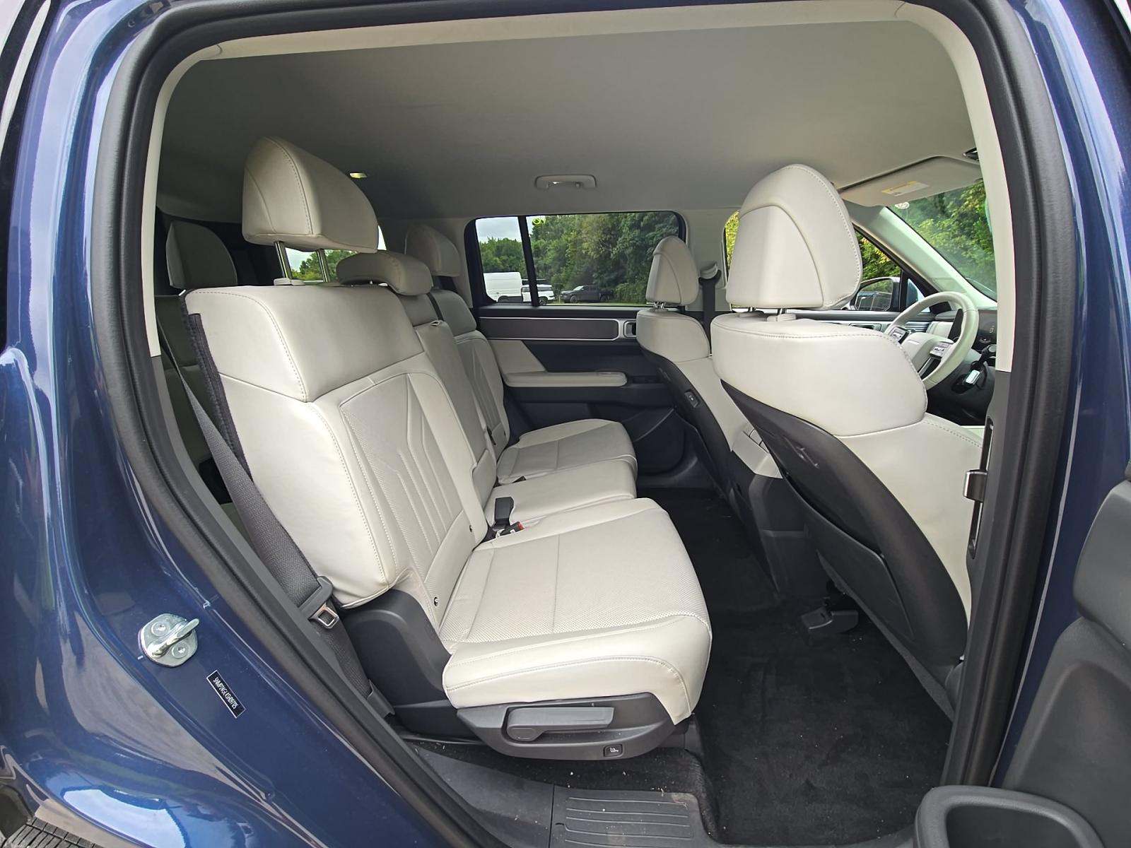 2025 Hyundai Santa Fe SEL FWD