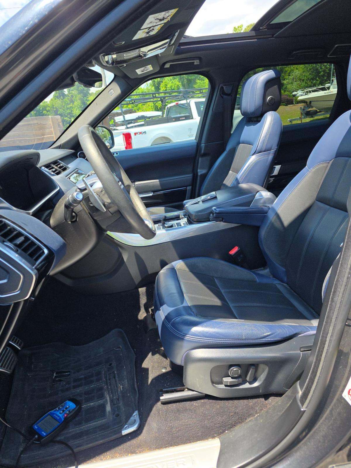 2020 Land Rover Range Rover Sport HST AWD