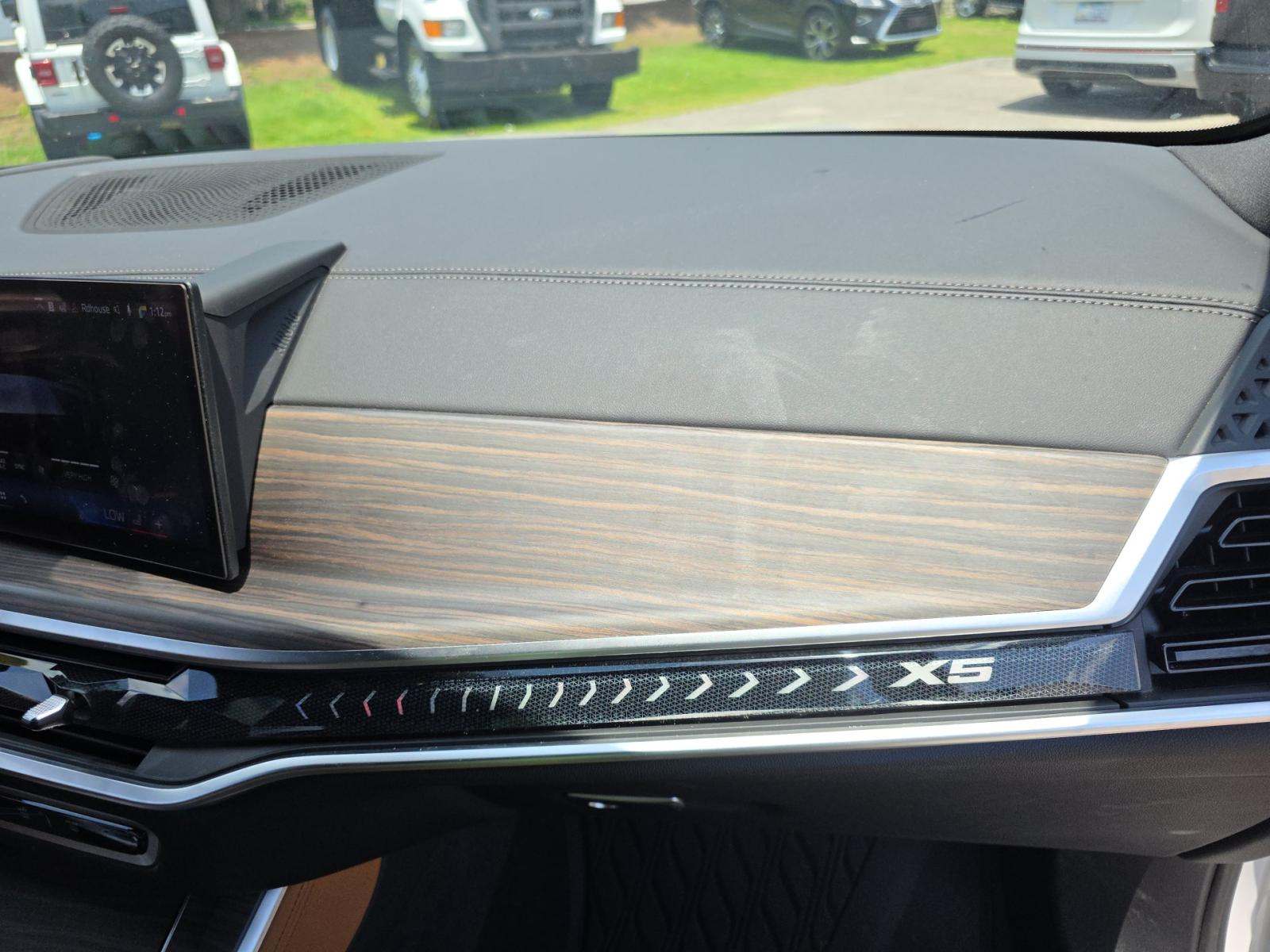 2024 BMW X5 xDrive40i AWD