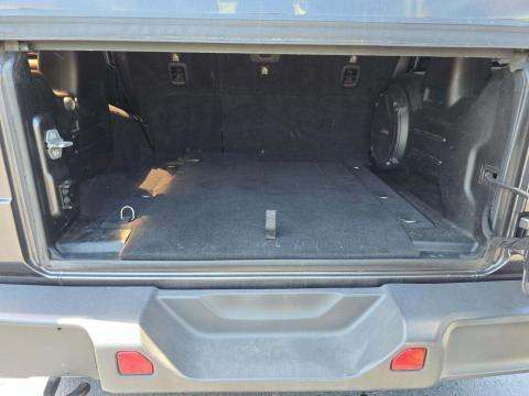 JEEP UNLIMITED SAHARA - 10