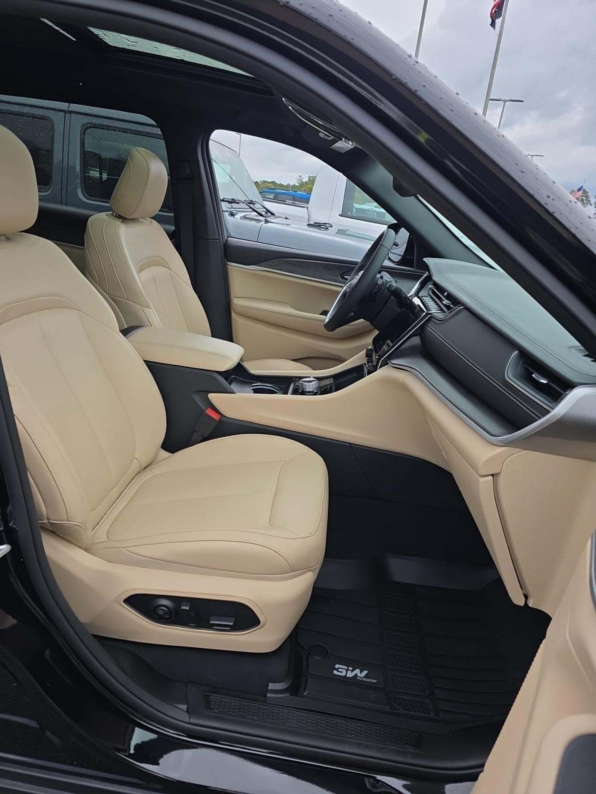 2024 Jeep Grand Cherokee L Limited AWD