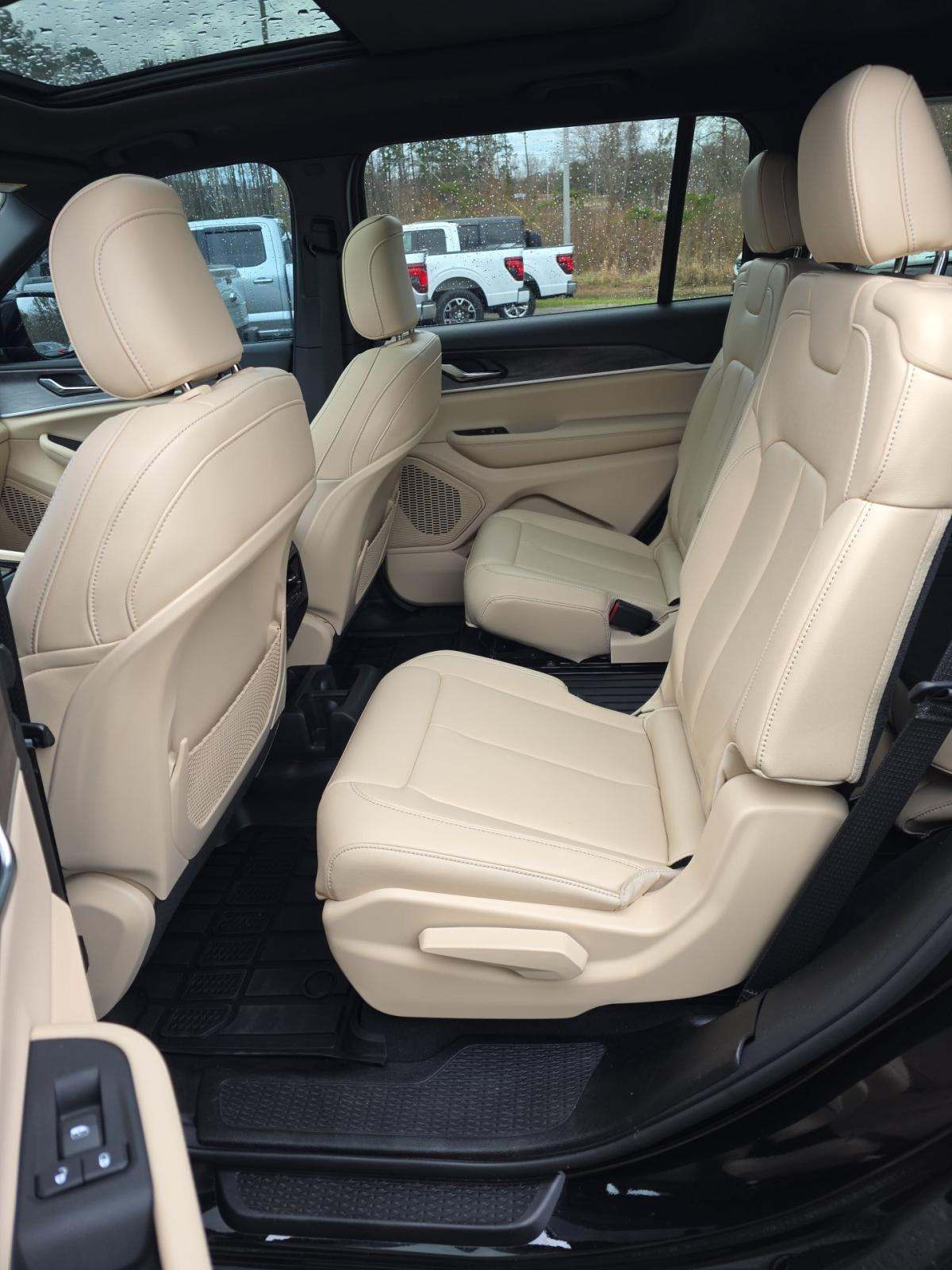 2024 Jeep Grand Cherokee L Limited AWD