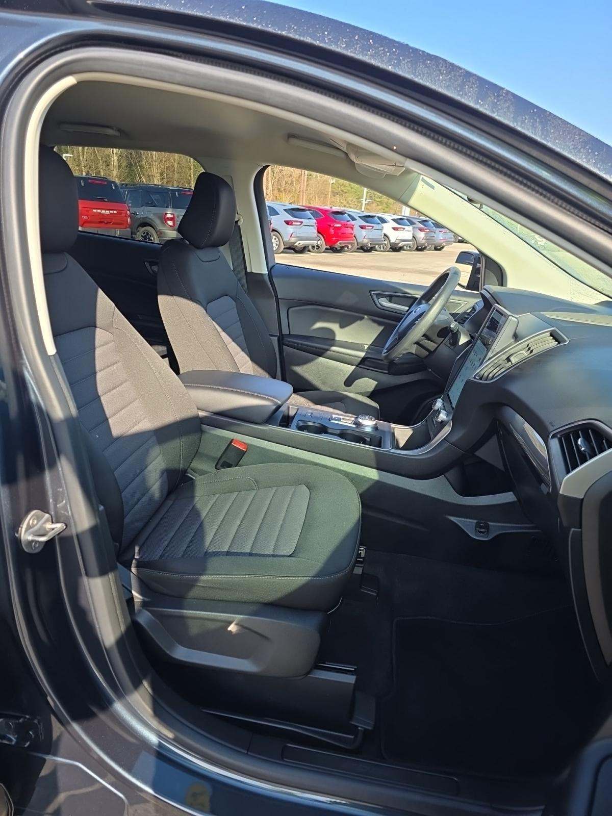 2024 Ford Edge SE AWD