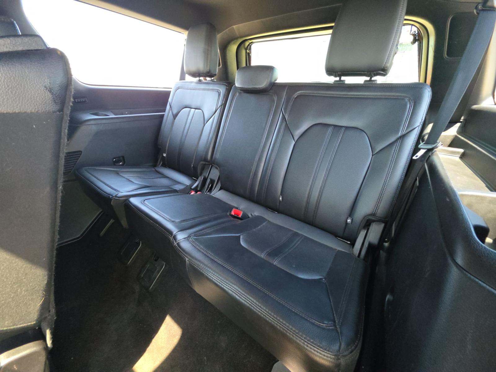FORD EXPEDITION MAX - 10