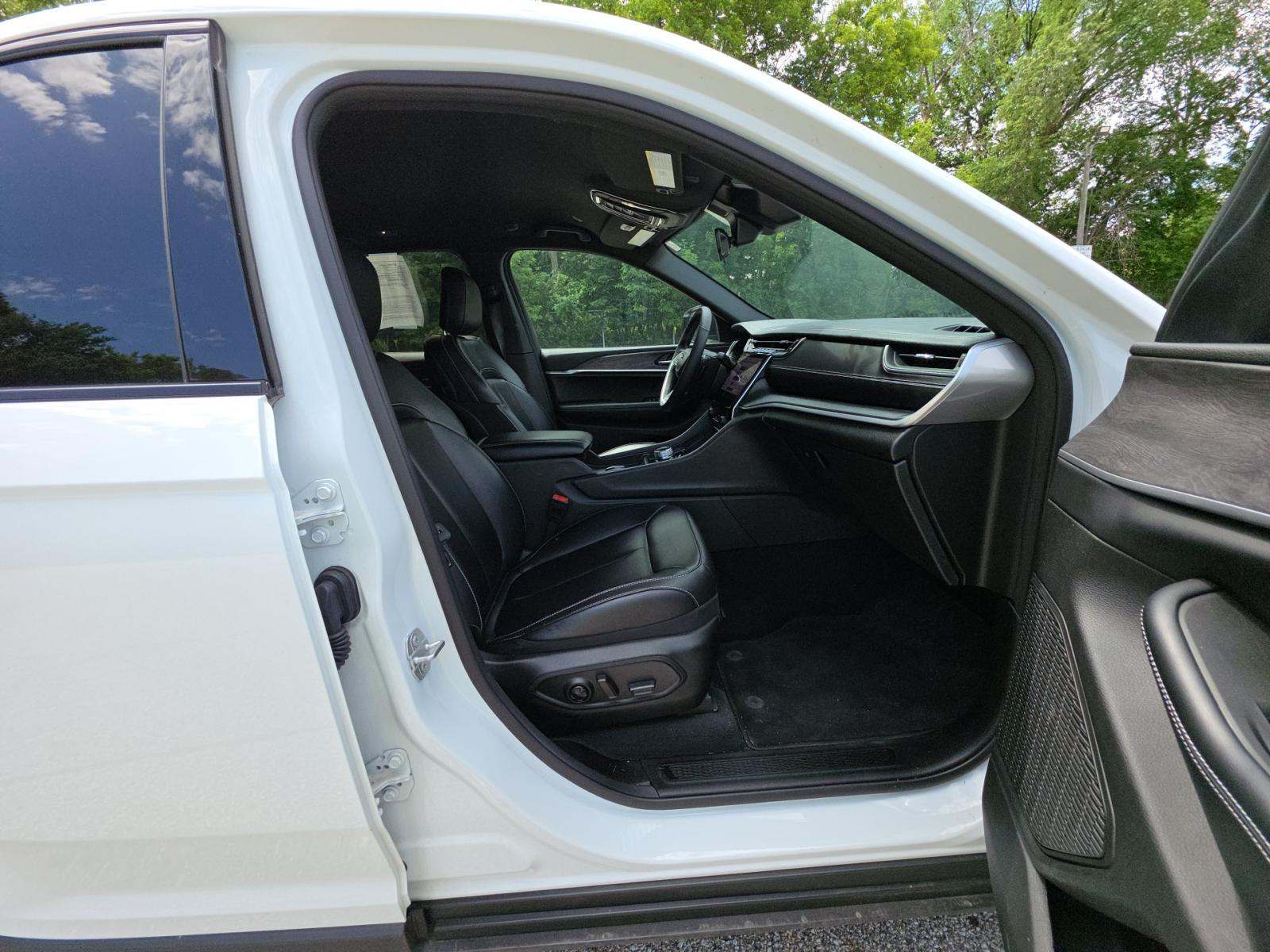 2025 Jeep Grand Cherokee Limited AWD