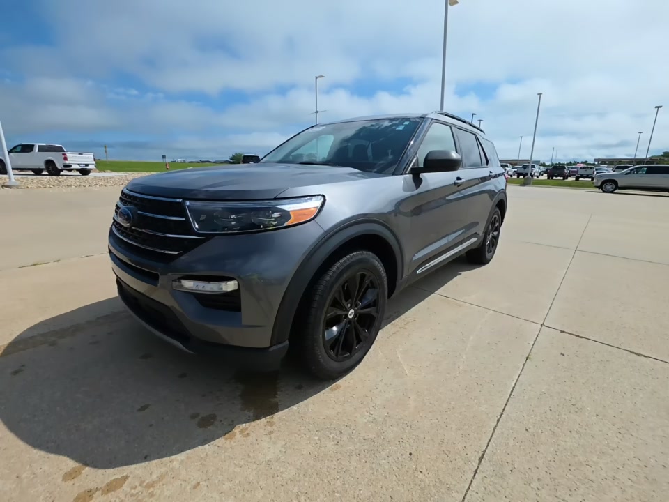 2022 Ford Explorer XLT AWD
