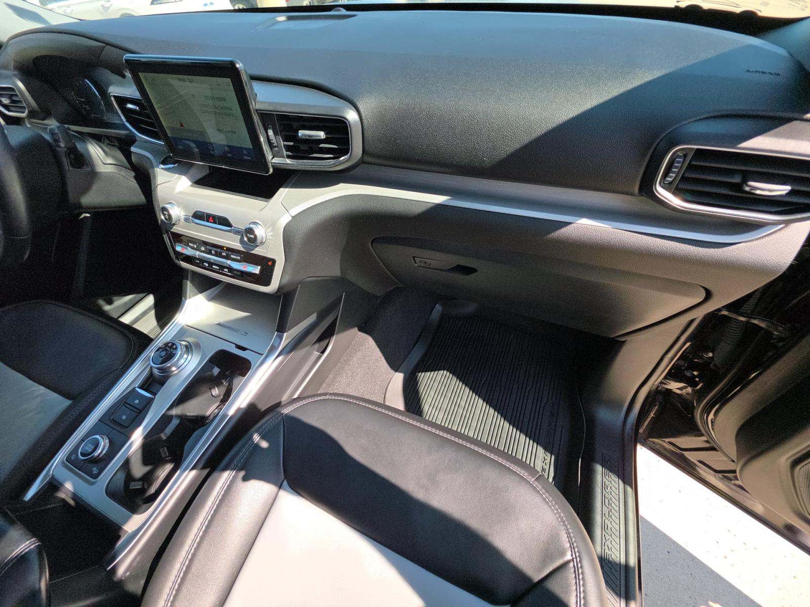 2023 Ford Explorer XLT AWD