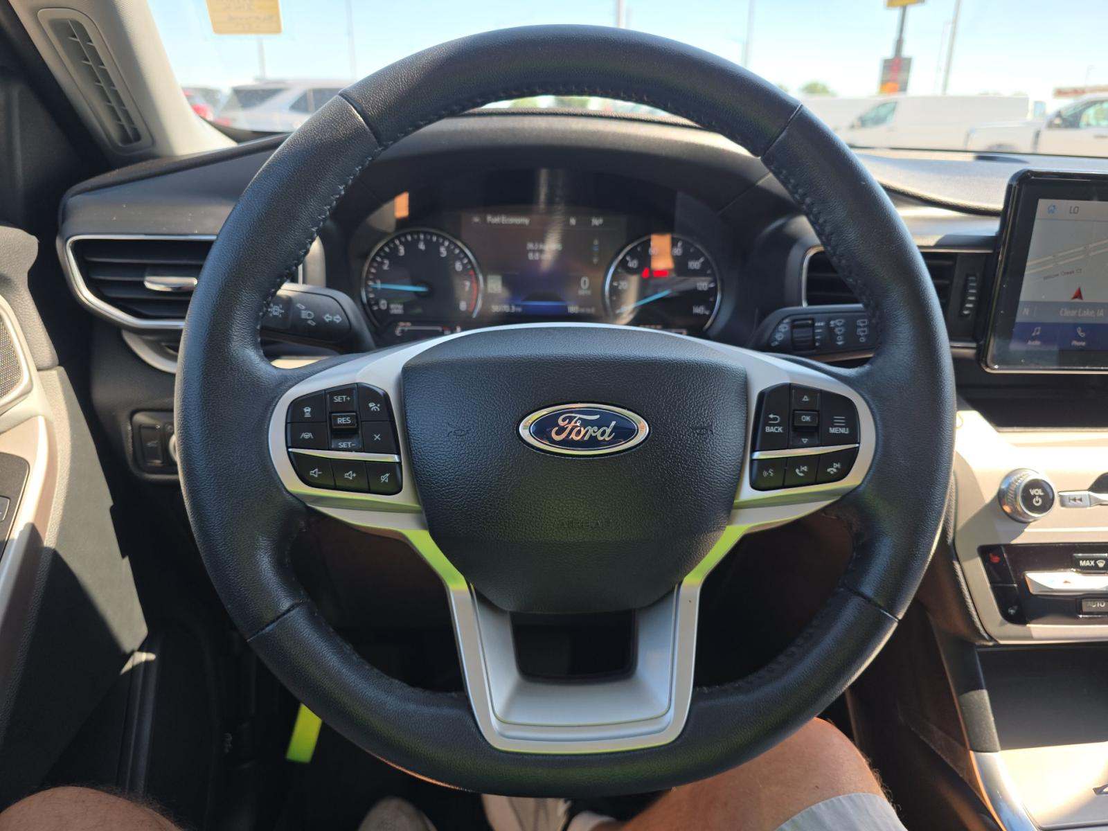 2023 Ford Explorer XLT AWD