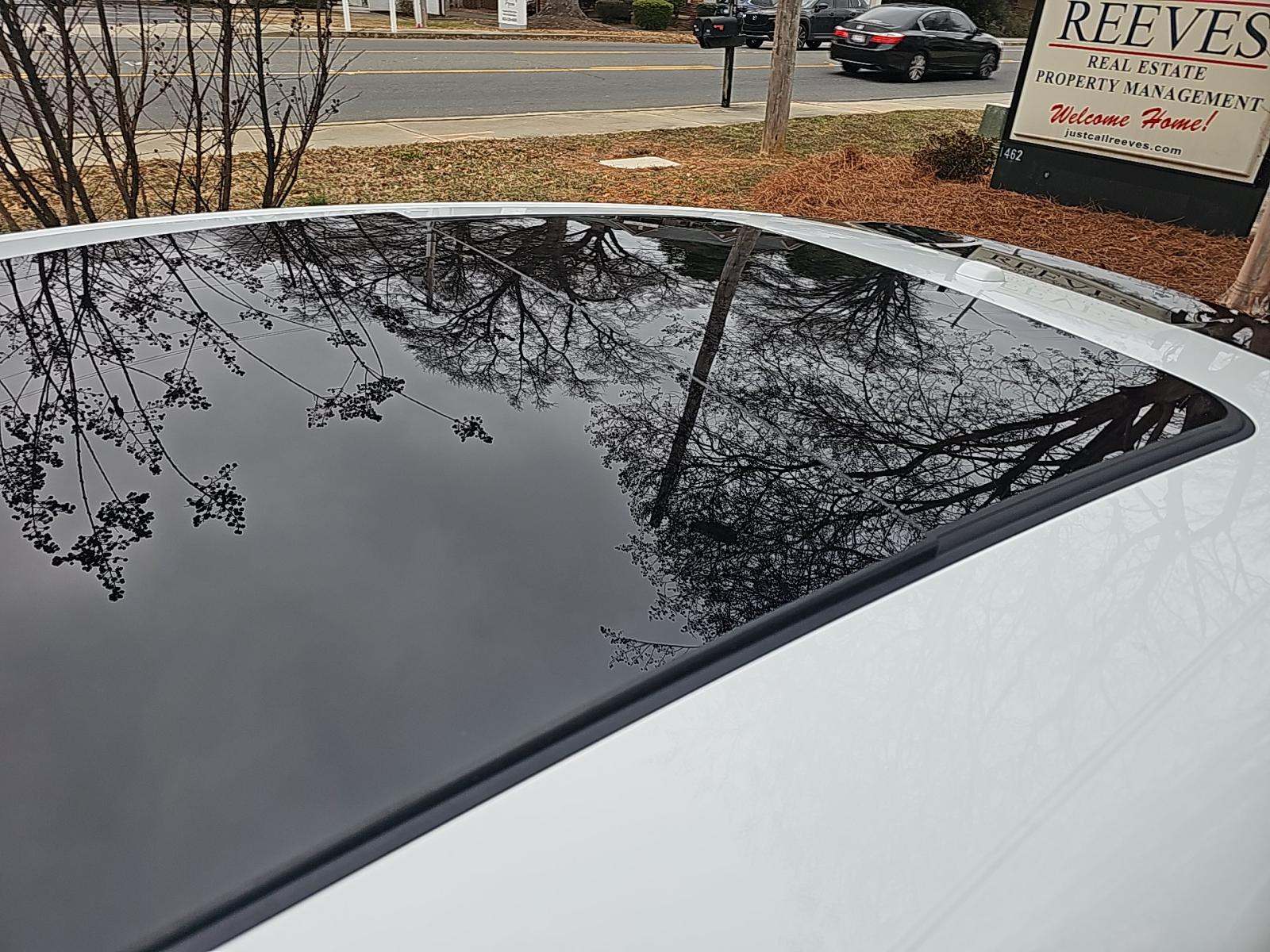 2024 Porsche Macan Base AWD