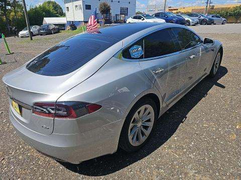 2018 Tesla Model S 75D AWD