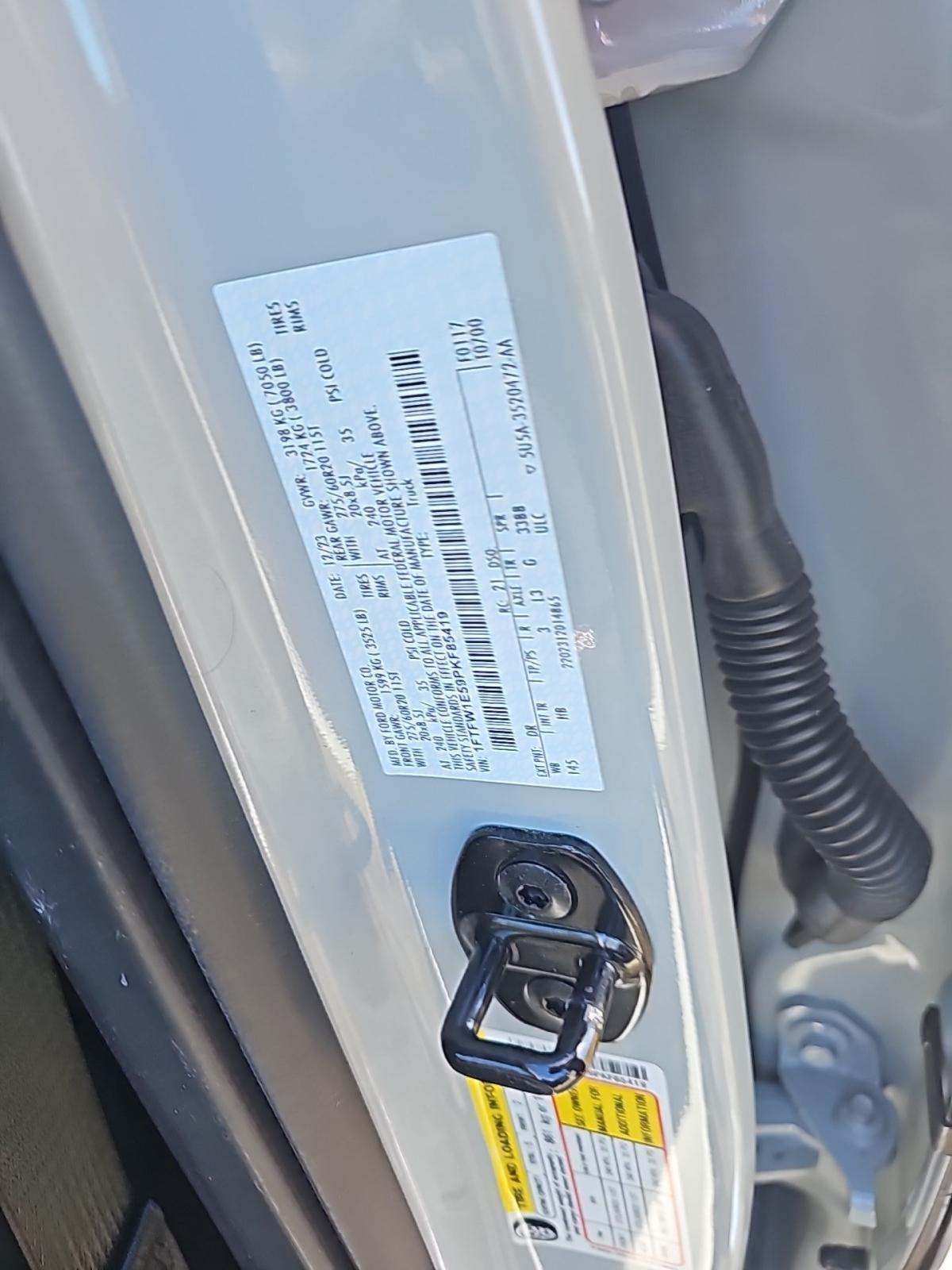 2023 Ford F-150 Lariat AWD