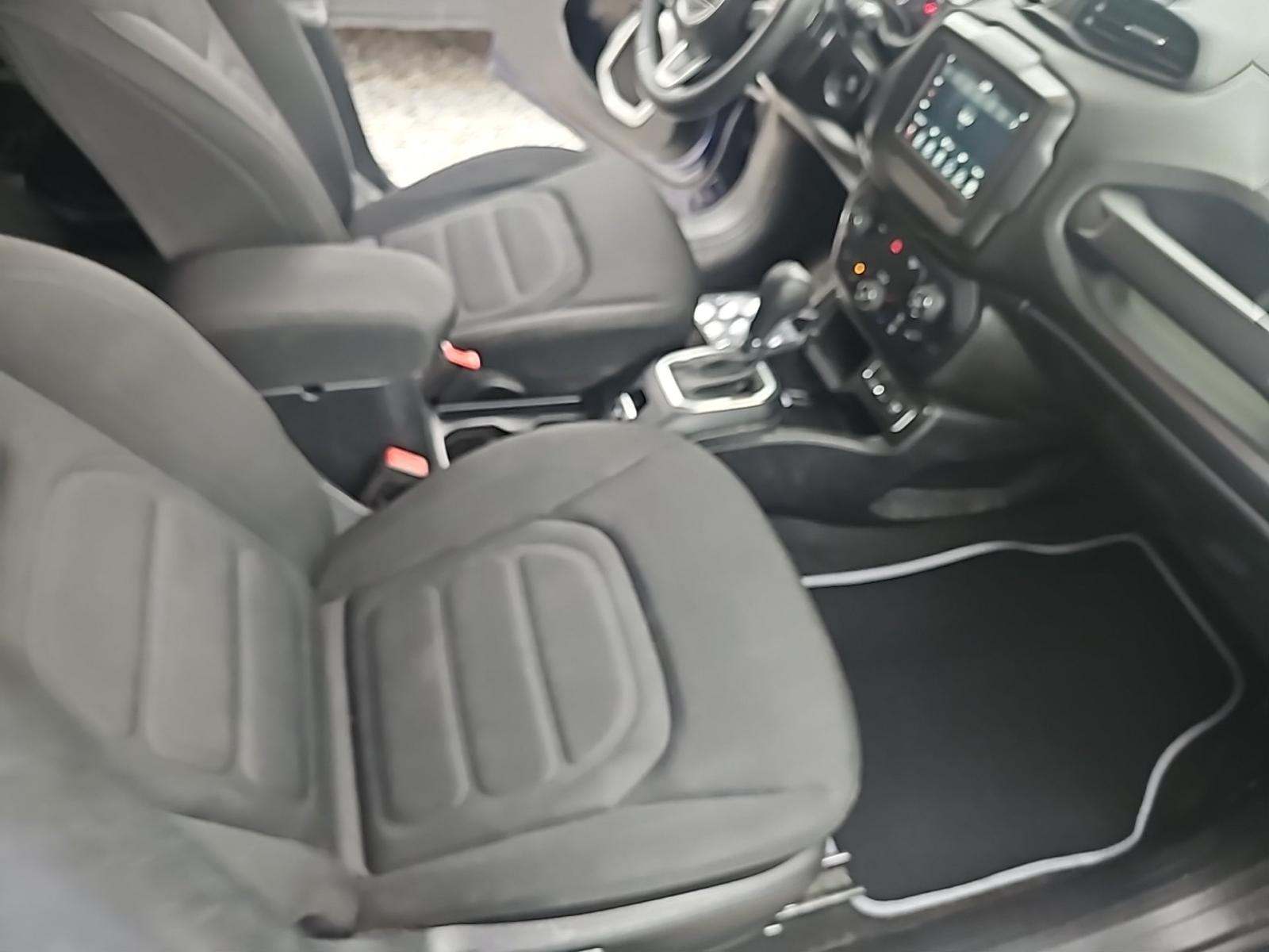 2019 Jeep Renegade Latitude FWD