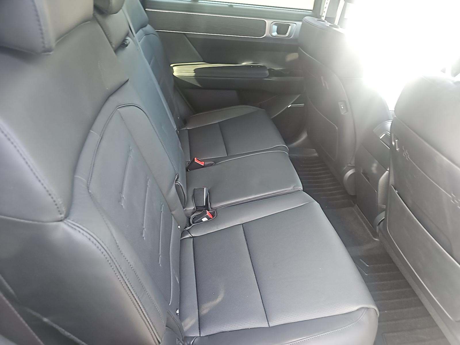 2025 Hyundai Santa Fe Hybrid Limited FWD