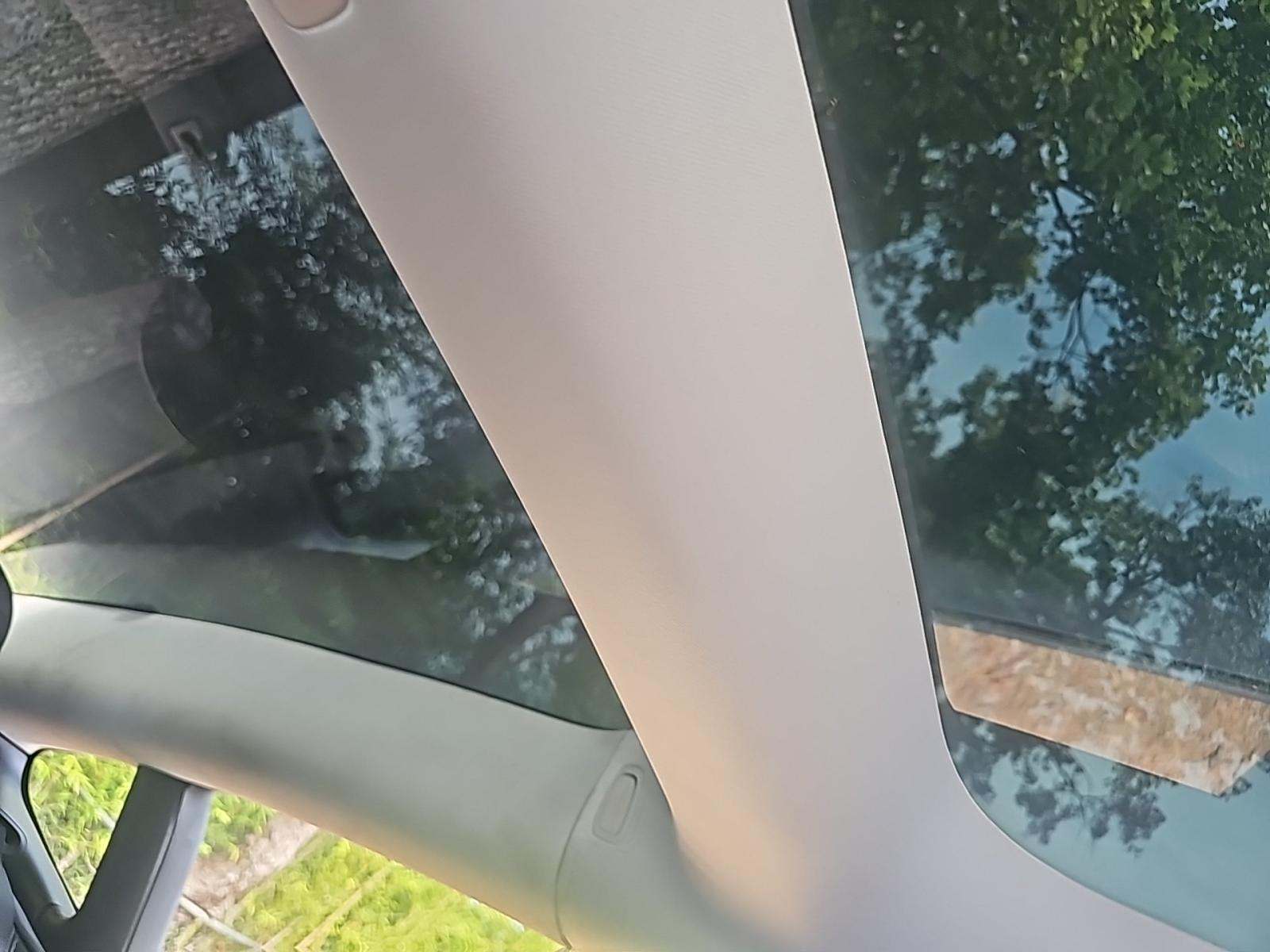 2022 Tesla Model 3 Standard Range RWD