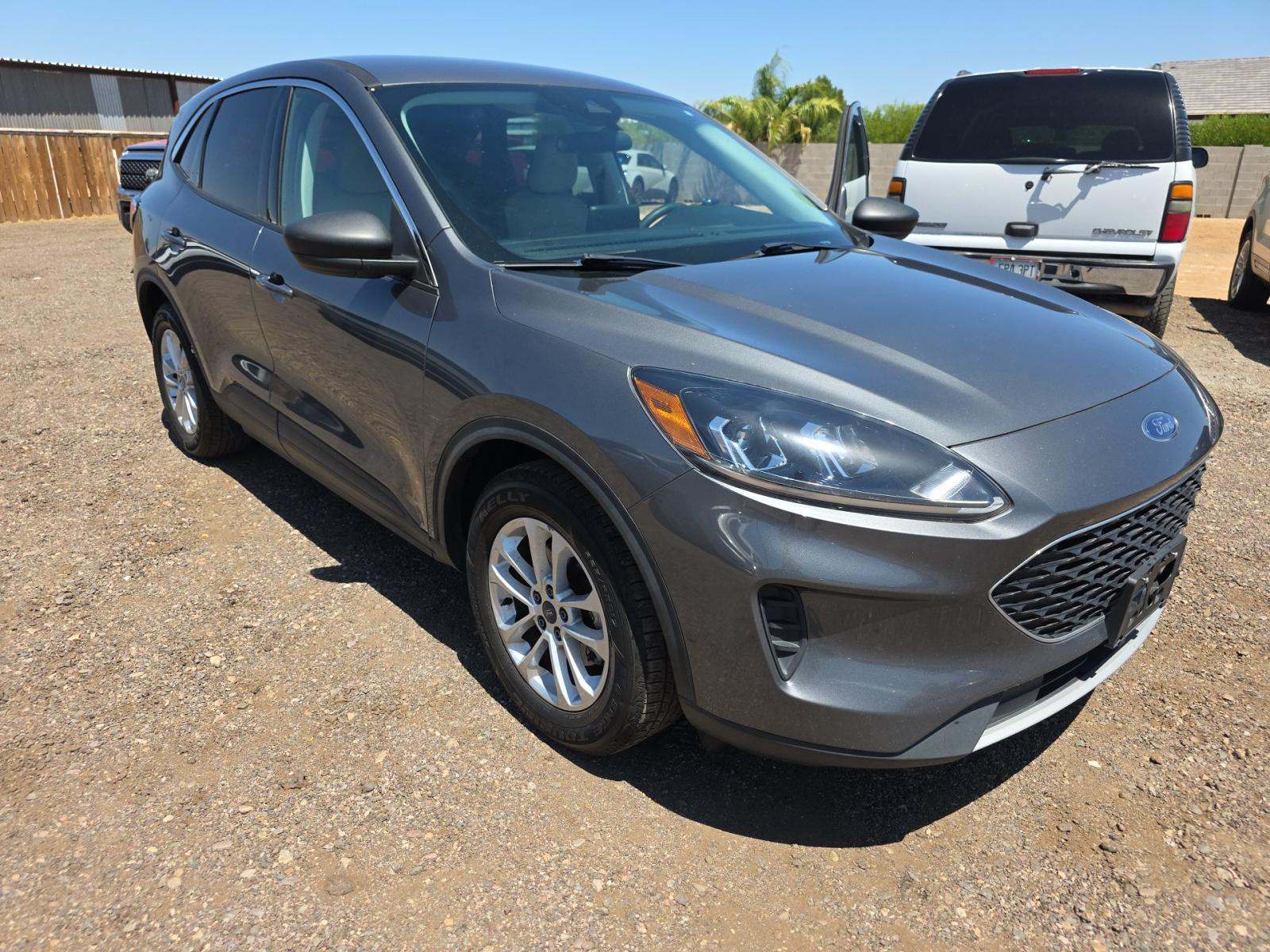 FORD ESCAPE - 4
