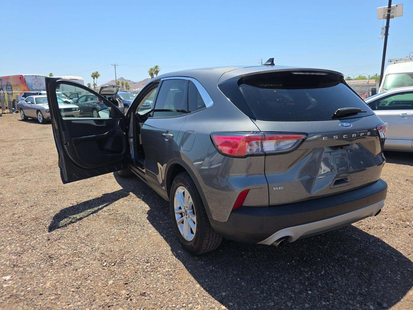 FORD ESCAPE - 2