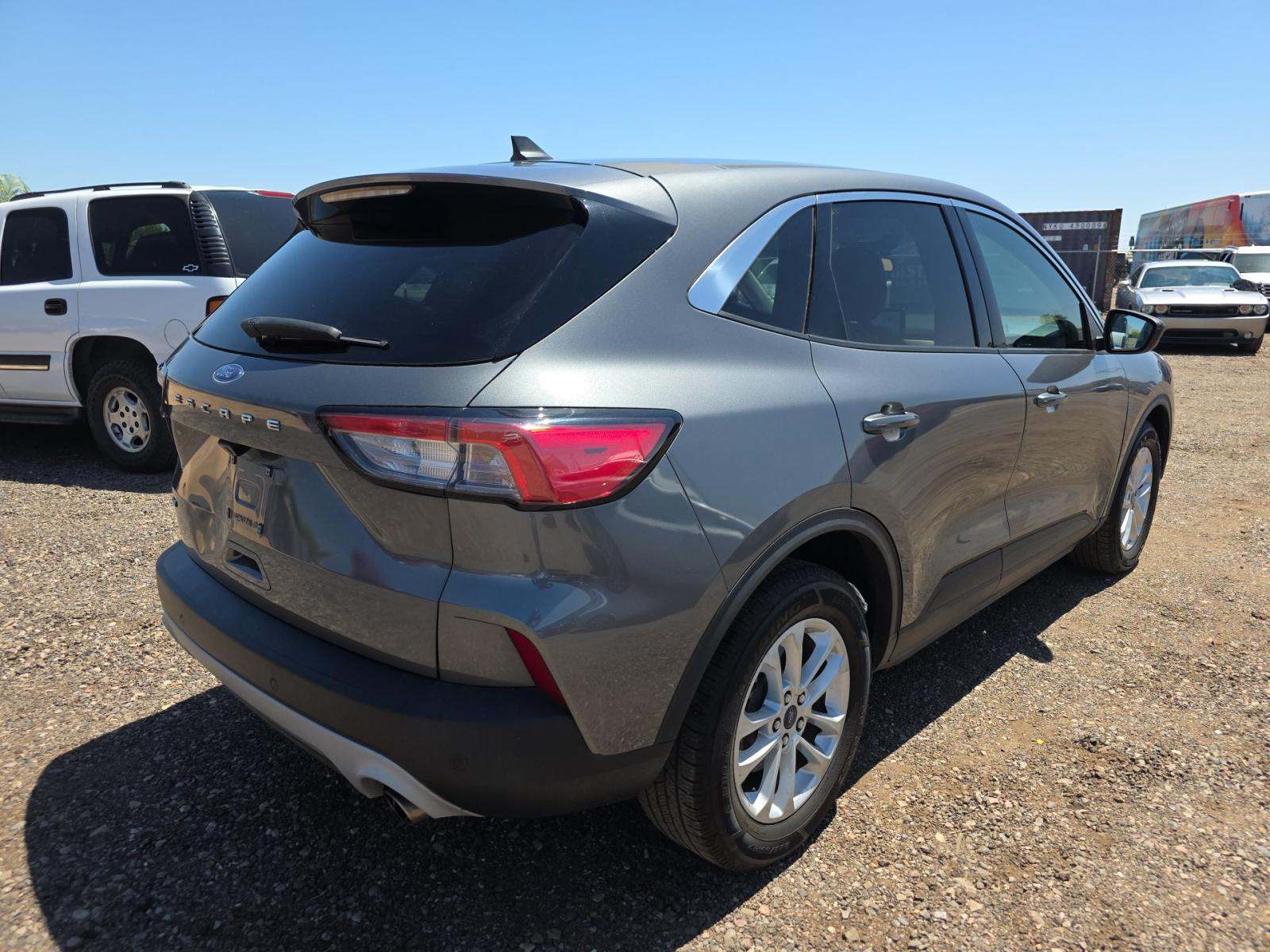 FORD ESCAPE - 3