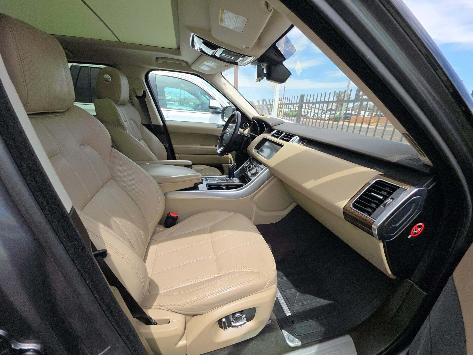 2017 Land Rover Range Rover Sport HSE AWD