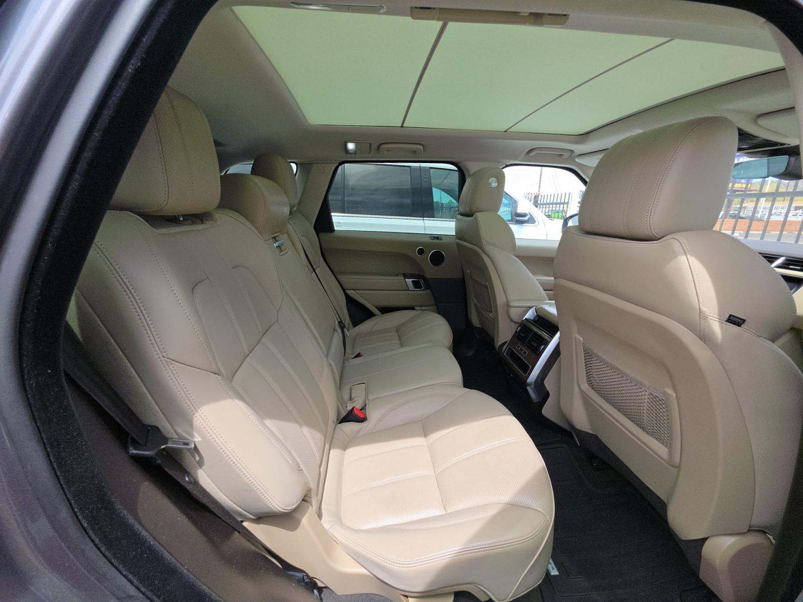 2017 Land Rover Range Rover Sport HSE AWD