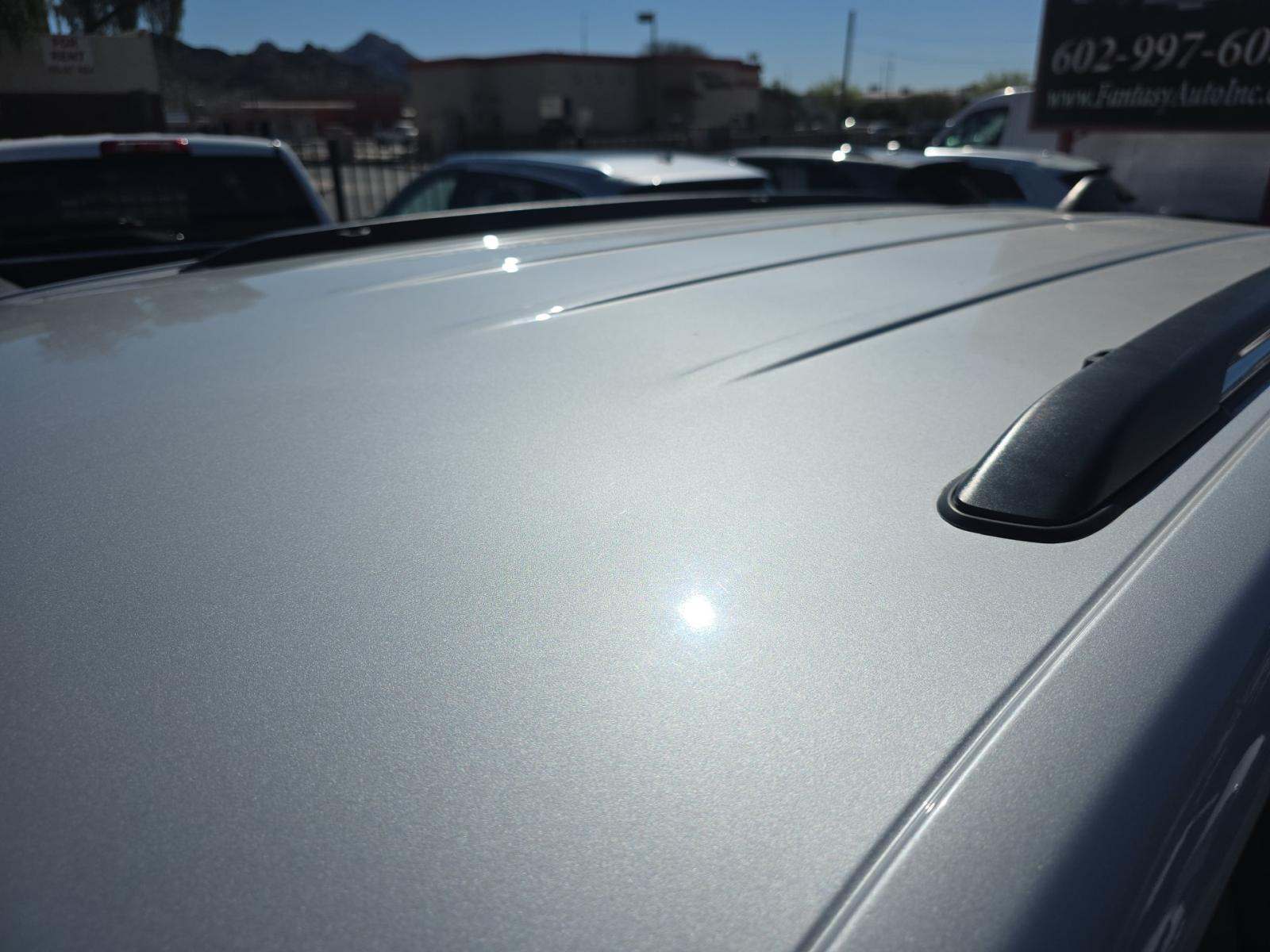 2023 Jeep Grand Cherokee Laredo RWD