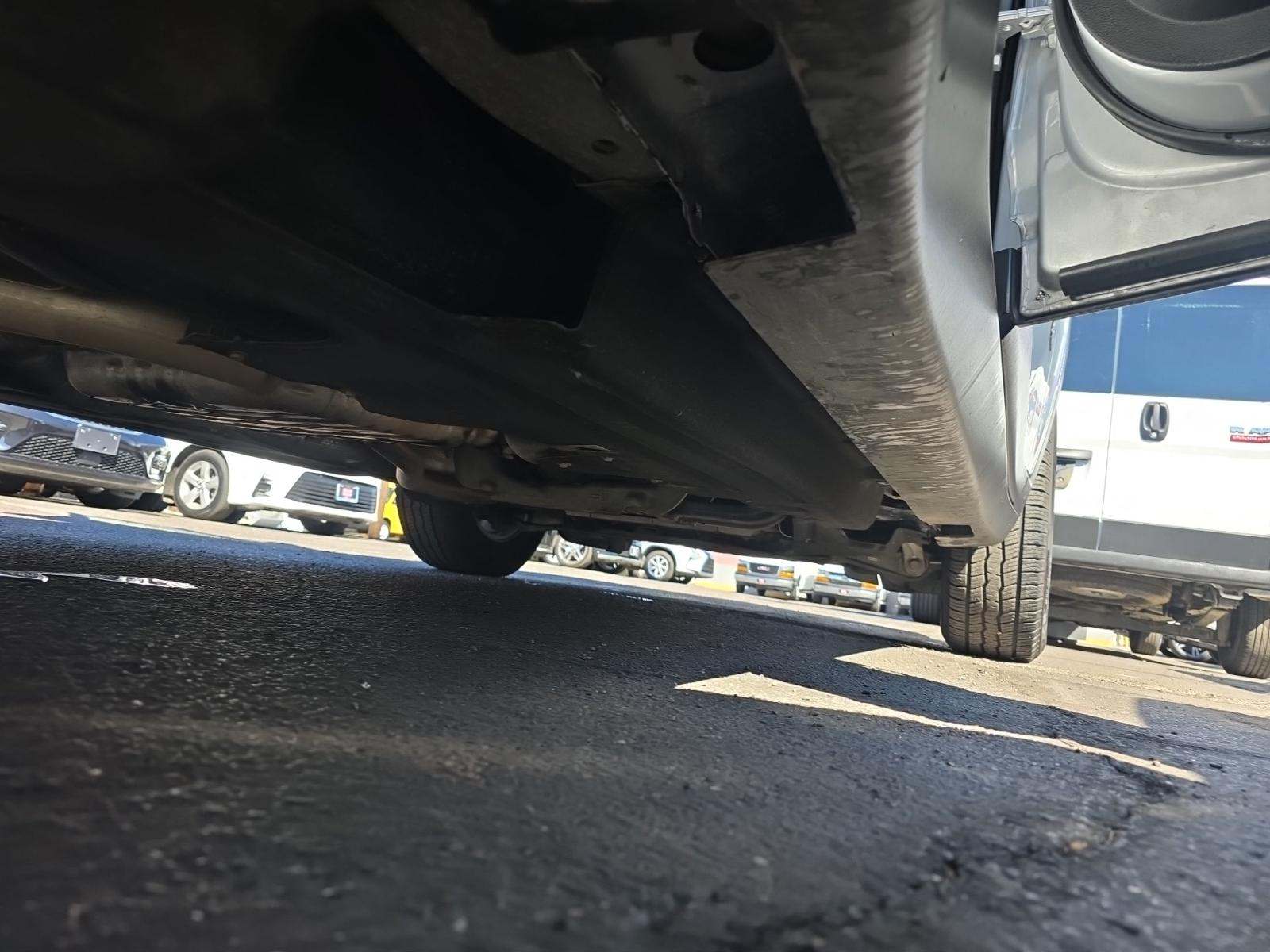 2023 Jeep Grand Cherokee Laredo RWD