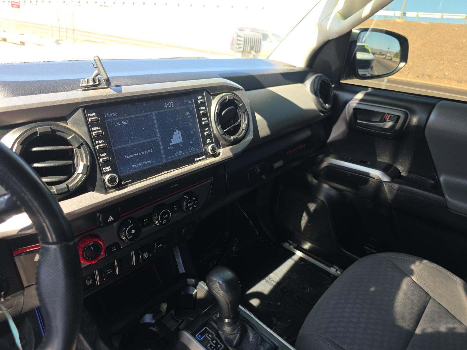 2020 Toyota Tacoma SR5 AWD