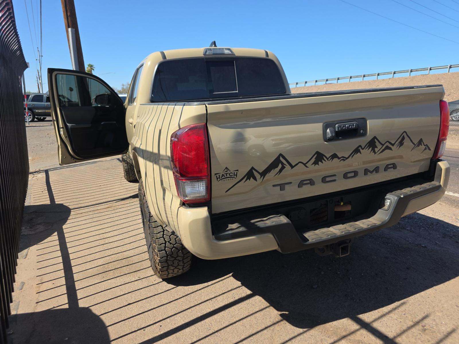 2020 Toyota Tacoma SR5 AWD