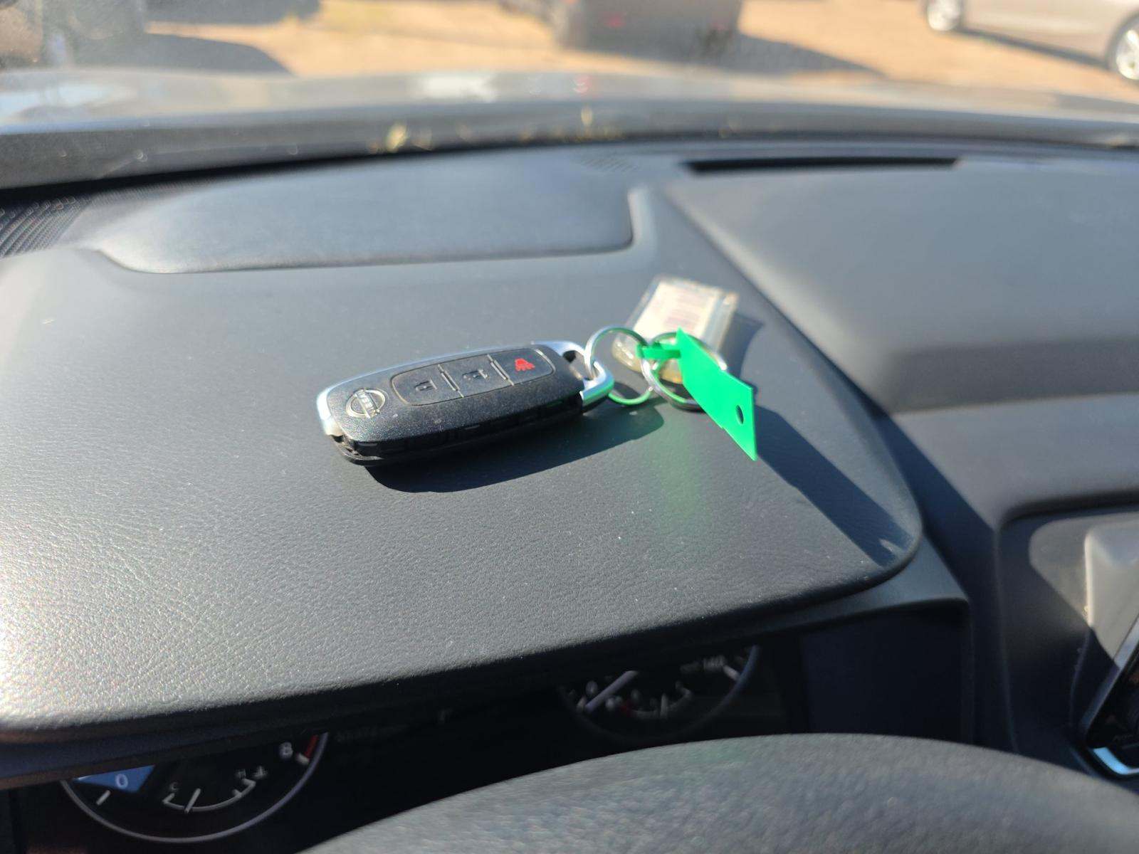 2024 Nissan Rogue S FWD